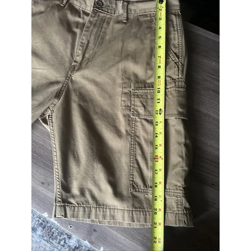 Levi's Shorts Mens Size 32 Carrier Cargo Canvas 9 in Inseam Brown Hiking Casual‎